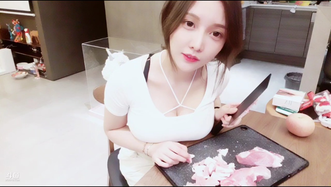 Minana呀化身厨娘直播录像视频2019090619|米娜娜